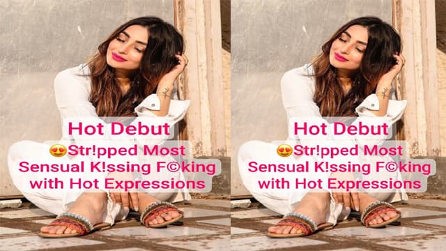 Beautiful Actress Sensual Chudai Hot Expression