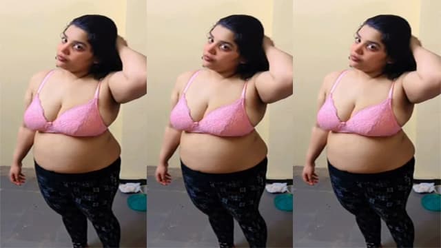 Sexy Chubby Indian Tanker Wife Blowjob More Clip