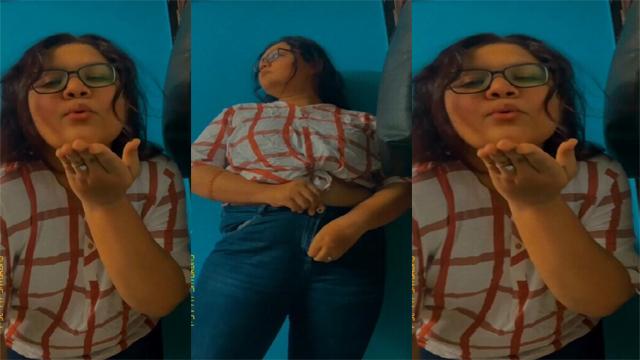 Big Ass Chubby Horny Girl Showing Fingering