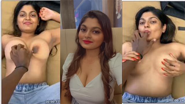 Tamil Sexy Wife Showing Her Boobs Fucking Doggy Viral